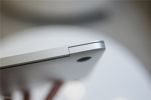 上市前偷跑了！蘋果12寸全新MacBook開箱