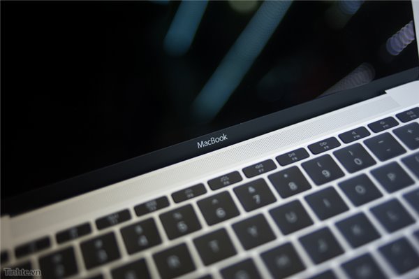 上市前偷跑了！蘋果12寸全新MacBook開箱