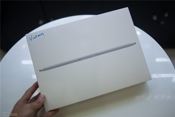 上市前偷跑了！蘋果12寸全新MacBook開箱