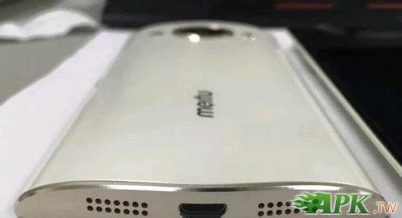 1428393451718297.jpg 沒啥變化:美圖手機M4真機諜照曝光