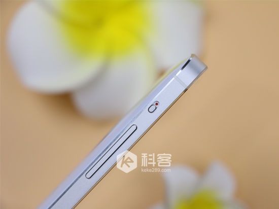 1432581578522870.jpg 豈能小看無邊框?!樂視超級手機1體驗評測
