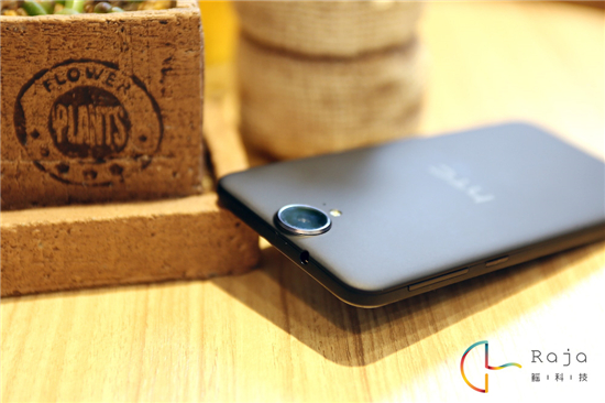 為中國(guó)而生的平價(jià)旗艦，HTC E9+體驗(yàn)