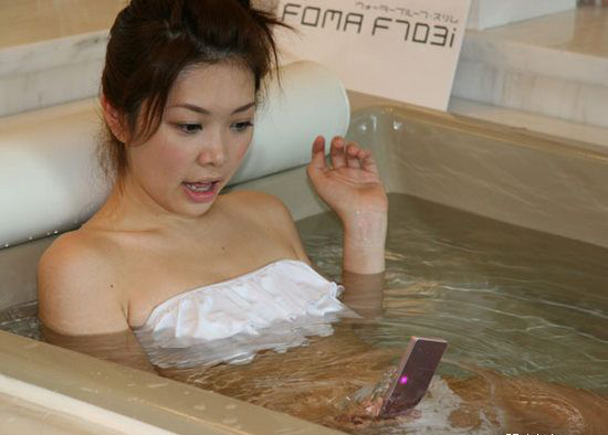 震驚!日系手機(jī)防水竟是為滿足女性需求