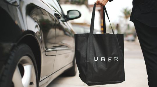 不務(wù)正業(yè)的Uber要給電商送快遞，它到底玩了多少花樣？