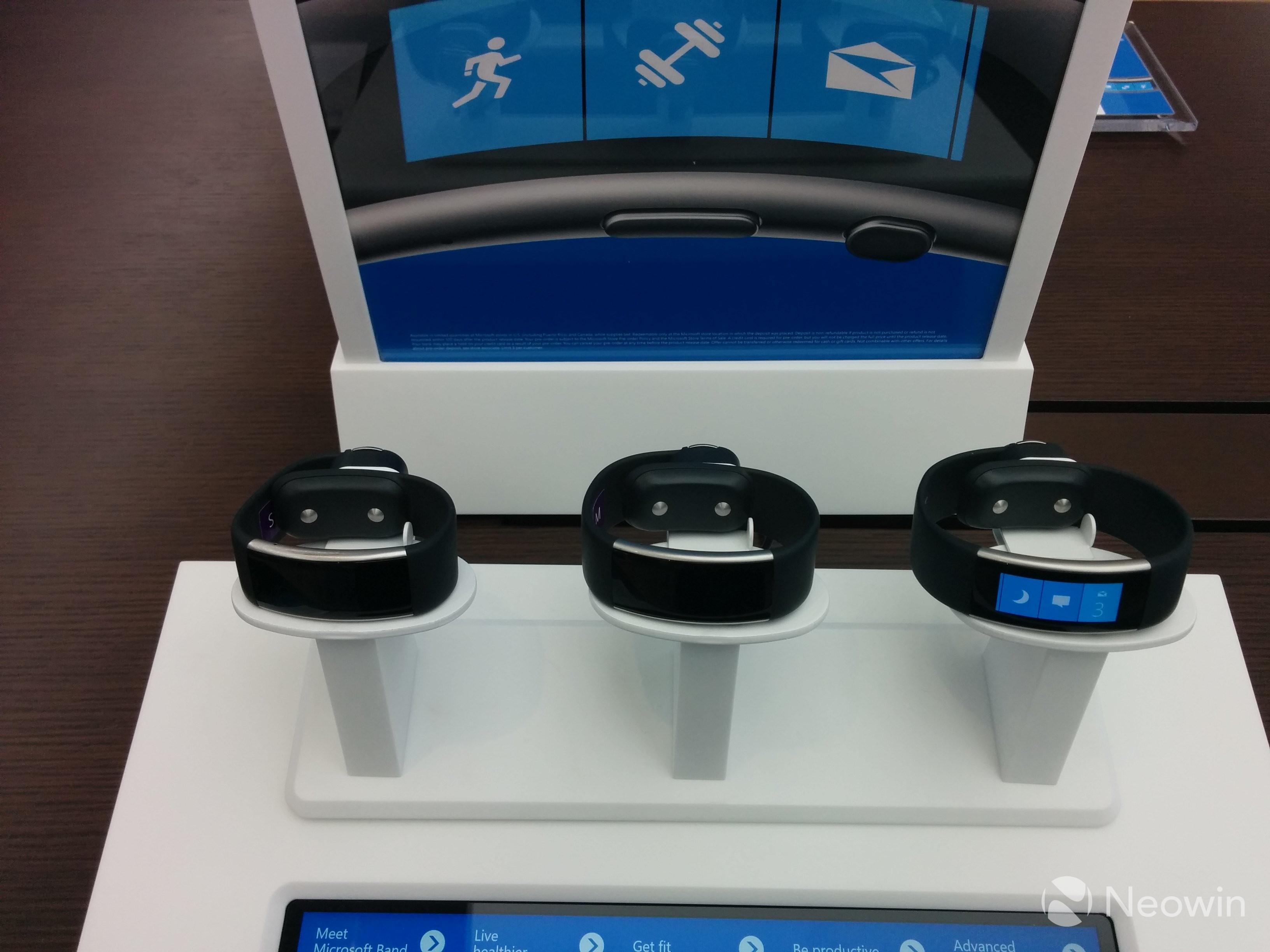 比蘋果Apple Store更氣派！全球最大微軟旗艦店開業(yè)