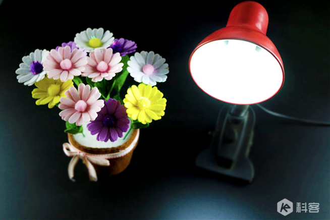 給生活加點色彩,AddLight智能蘑菇燈體驗