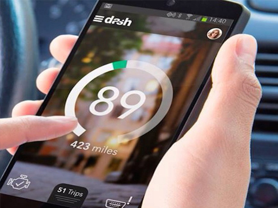 車況智能追蹤器Dash,汽車的專用手環(huán)