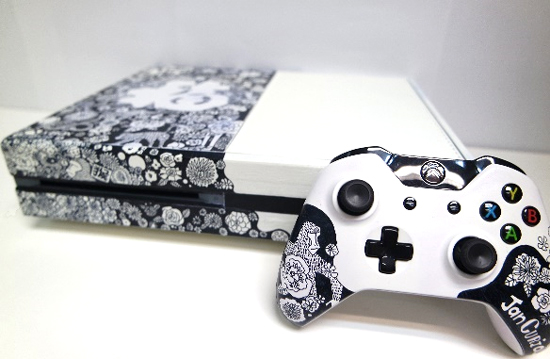 不輸蘋果！微軟也推猴年定制版Xbox One主機