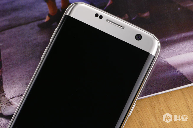 愛瘋不如愛曲面 Galaxy S7 edge體驗(yàn)評(píng)測