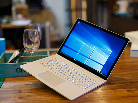 設(shè)計出問題？新一代Surface Book或?qū)⑼七t發(fā)布