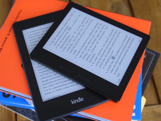 越貴越好?Kindle Oasis對比Paperwhite