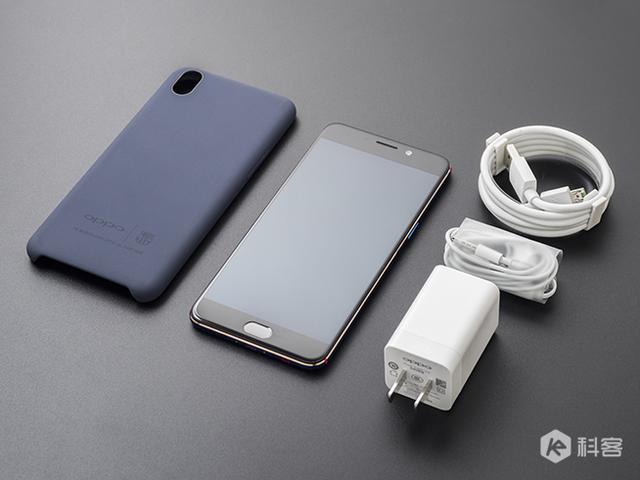 黃金加身?OPPO巴薩定制版R9圖