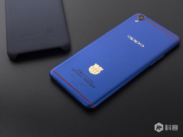黃金加身?OPPO巴薩定制版R9圖