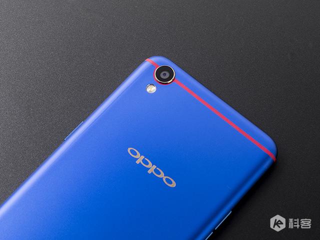 黃金加身?OPPO巴薩定制版R9圖