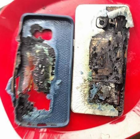 三星S6 edge竟著火了！用的三星官方充電器