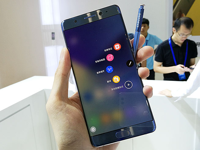 0.0024%機(jī)率會(huì)炸！三星召回250萬(wàn)臺(tái)Note7換新