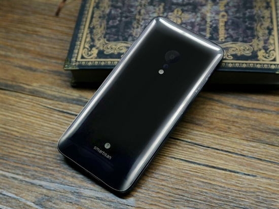 這下可良心了!錘子T3改名M1 售價或2499元起