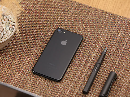 日本零件廠商業(yè)績(jī)慘淡 這鍋要iPhone 7來(lái)背？