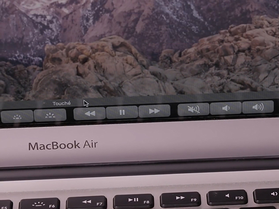 1480318653937766.jpg 蛋疼嗎?舊款MacBook假裝用上Touch Bar