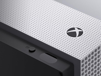 Xbox One S推出新促銷(xiāo)：買(mǎi)主機(jī)送手柄