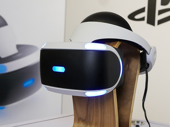 科客晚報:三星賣“隊友”免罰 索尼PS VR成年度王者