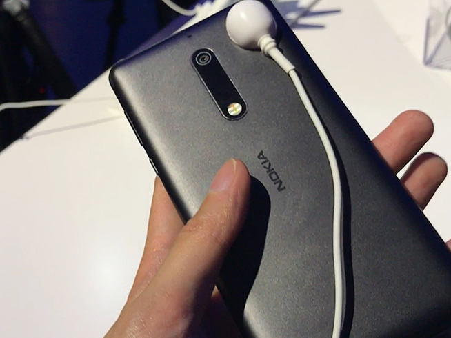 經典變了味！諾基亞3310、Nokia 5上手體驗
