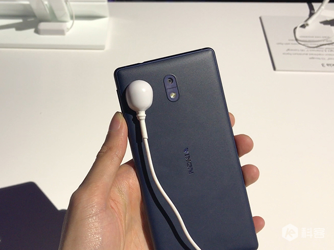 經典變了味！諾基亞3310、Nokia 5上手體驗