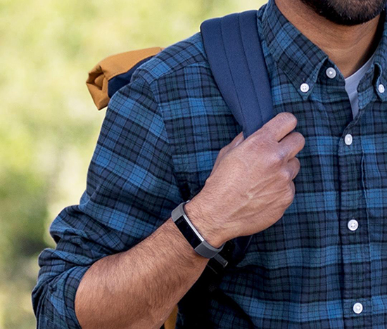 Fitbit發布新款Alra HR手環:顏值超高 全球最薄
