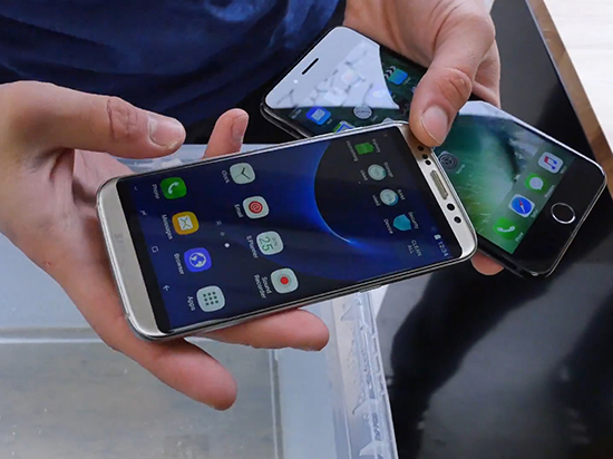 高仿三星Galaxy S8懟山寨iPhone 7 Plus:結(jié)果S8贏了