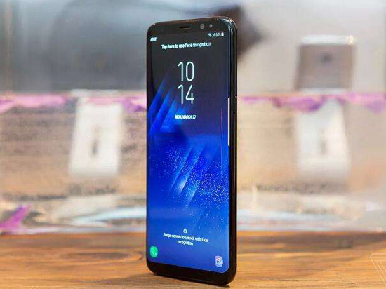iPhone 8將用同款!Galaxy S8再獲“最佳手機顯示屏”殊榮