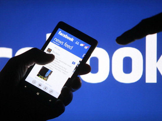 “借鑒”和創新兩手抓 Facebook利潤爆炸性增長