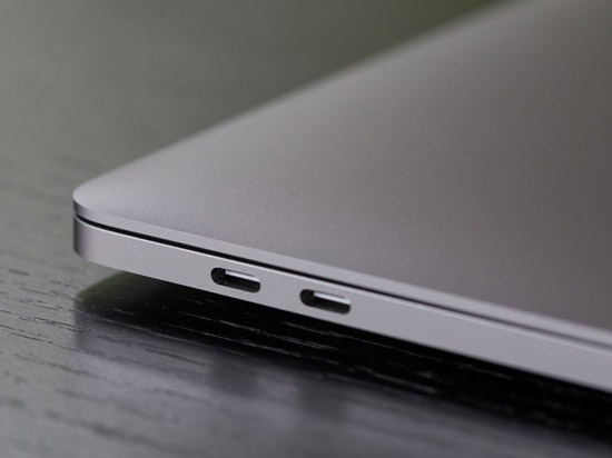 科客晚報:微博月活首超推特 新MBA不敢再用USB Type-C?