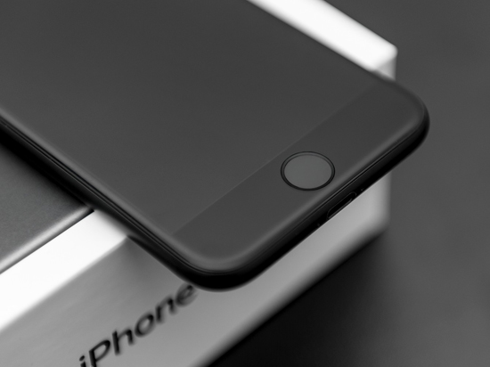 科客晚報:安卓之父新機月底發布?iPhone 8或取消指紋識別
