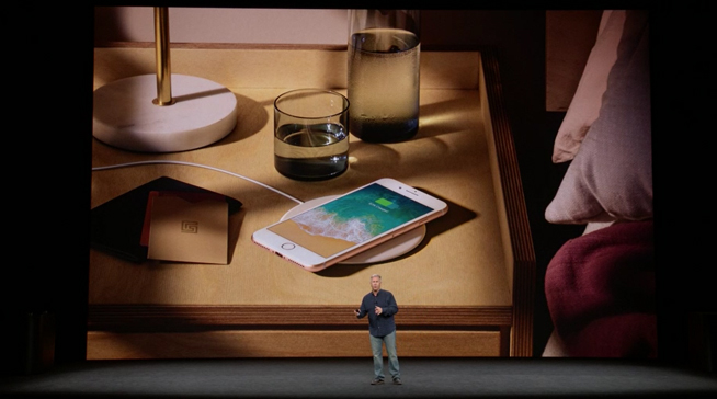 蘋果發(fā)布會(huì)4大亮點(diǎn)5大遺憾：炮灰iPhone 8，套路iPhone X