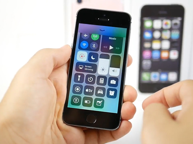 iPhone 8首銷破發(fā)無人問津？谷歌雷霆救兵豪砸11億救HTC