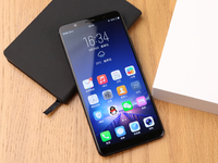 vivo X20上手體驗：Super AMOLED全面屏差別居然這么大？