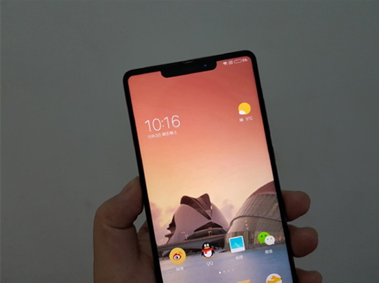 科客晚報(bào):小米新機(jī)向iPhone X致敬,東航海航解禁飛機(jī)上用手機(jī)