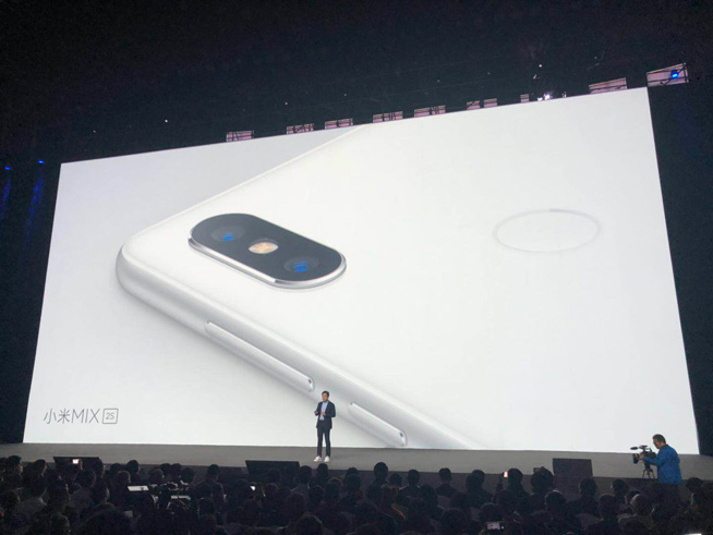 加量不加價!小米MIX 2S發布,相機媲美iPhone X