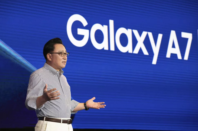 三星折疊屏新機將至：11月首發亮相 不搞噱頭全球范圍發售