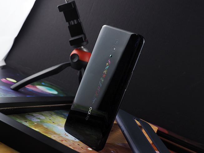 這設(shè)計沒誰了！OPPO Reno靈感版上手圖賞