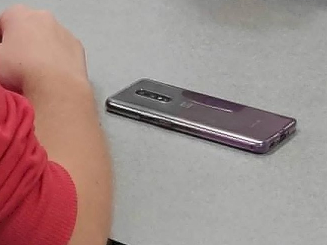 一加手機8意外曝光:用上挖孔屏新設計 5G升級滿足你