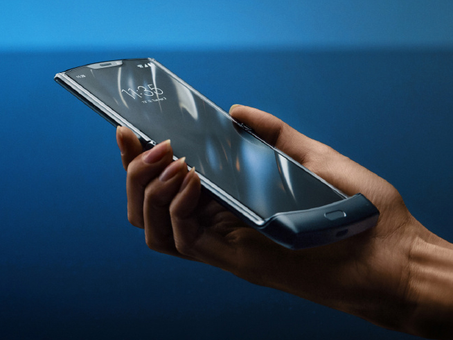 國(guó)行摩托羅拉Razr 2019登場(chǎng) 折疊屏ThinkPad首秀