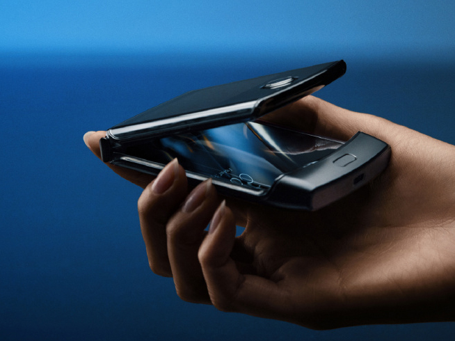國(guó)行摩托羅拉Razr 2019登場(chǎng) 折疊屏ThinkPad首秀