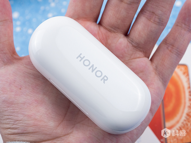 降噪媲美AirPods Pro，價錢不到一半！榮耀FlyPods 3評測
