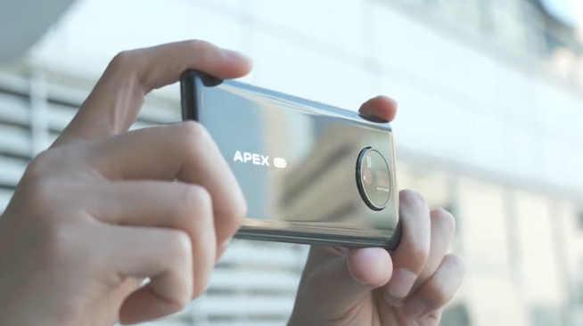 vivo APEX 2020正式發(fā)布:無孔設(shè)計、屏下前置你想要的全都有