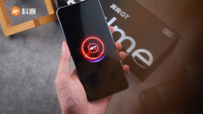 realme GT上手:2799元起性價比完勝Redmi K40 Pro