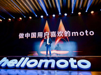 驍龍8全球首發2999元起，moto edge X30亮相