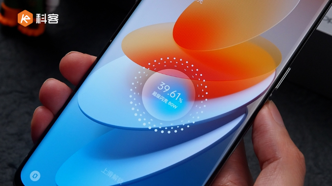 OPPO Find X5 Pro上手:白瓷質感絕了!馬里亞納X到底如何?