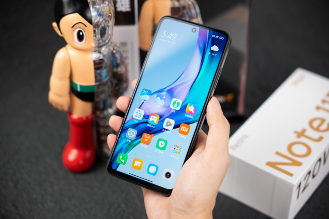 1999元起頂級LCD！Redmi Note 11T Pro+上手體驗