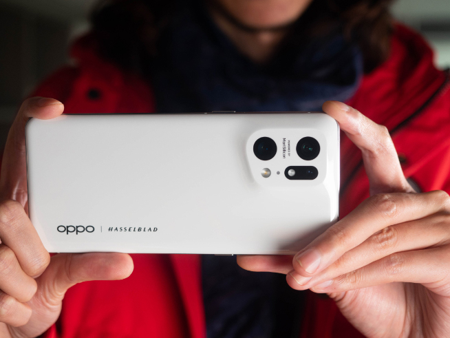“O沖高”關(guān)鍵一役！OPPO Find X6系列上架，妥協(xié)美學(xué)押寶影像
